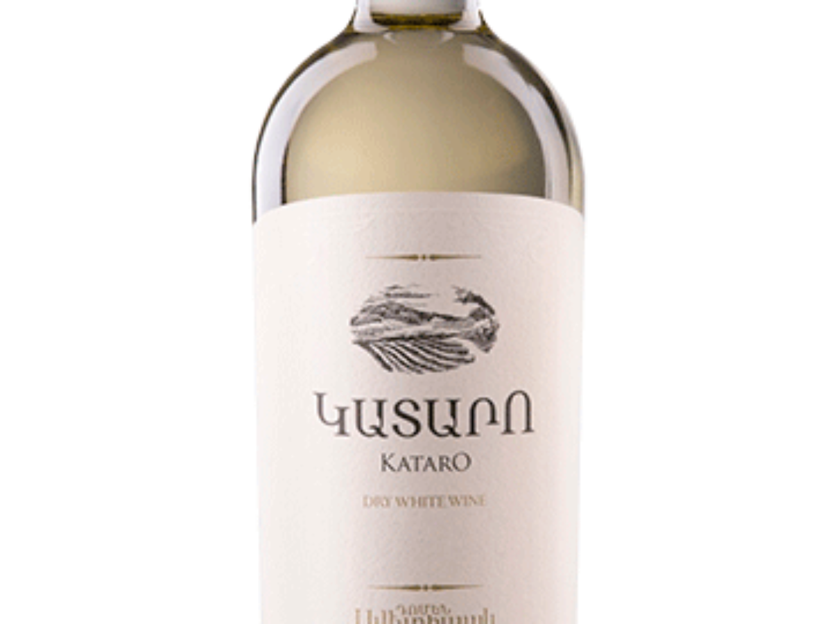 Армянское белое вино. Катаро вино Армения. Chabiant вино Dry White. Вино Армения белое сухое. Вино Ереван белое сухое.